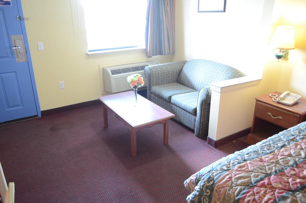 America'S Best Value Inn & Suites - Rosenberg/Houston Стая снимка